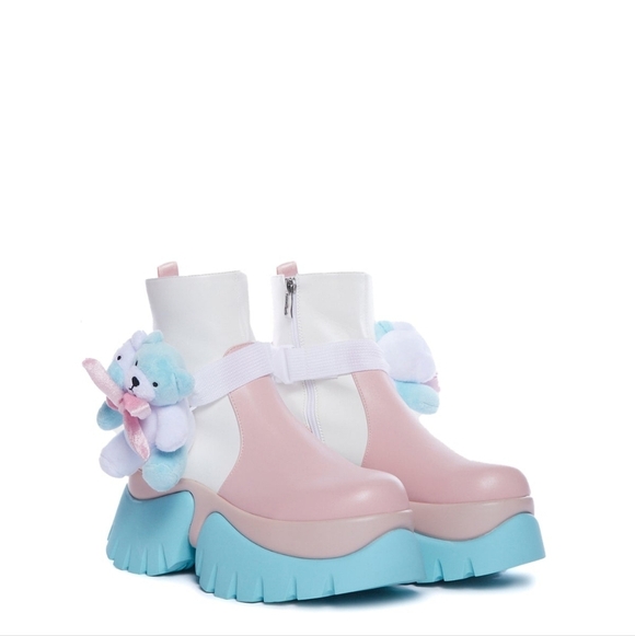 Melanie Martinez X Koi Teddy Boot Size 10 - Picture 1 of 2